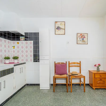 Basic Confort Poeta Marquina Pb 2026 Appartement