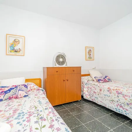 Basic Confort Poeta Marquina Pb 2026 Daire Roses